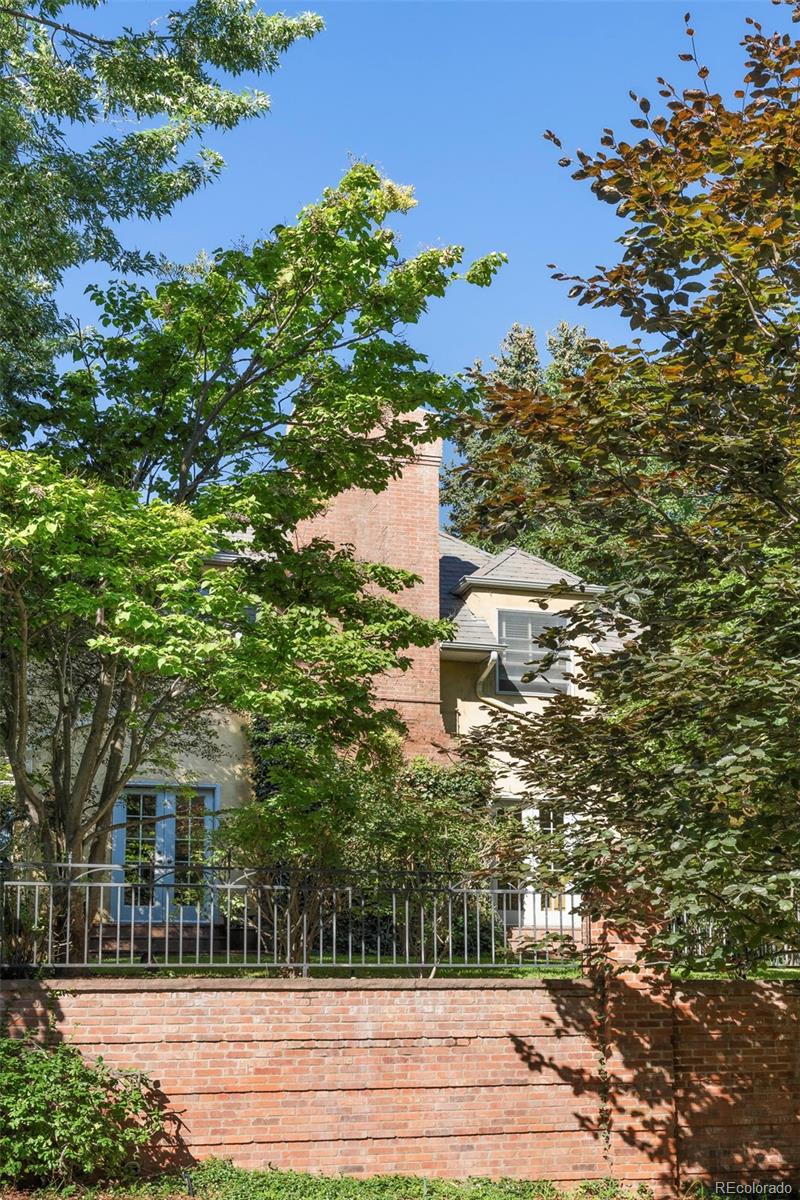 119 S Franklin Street