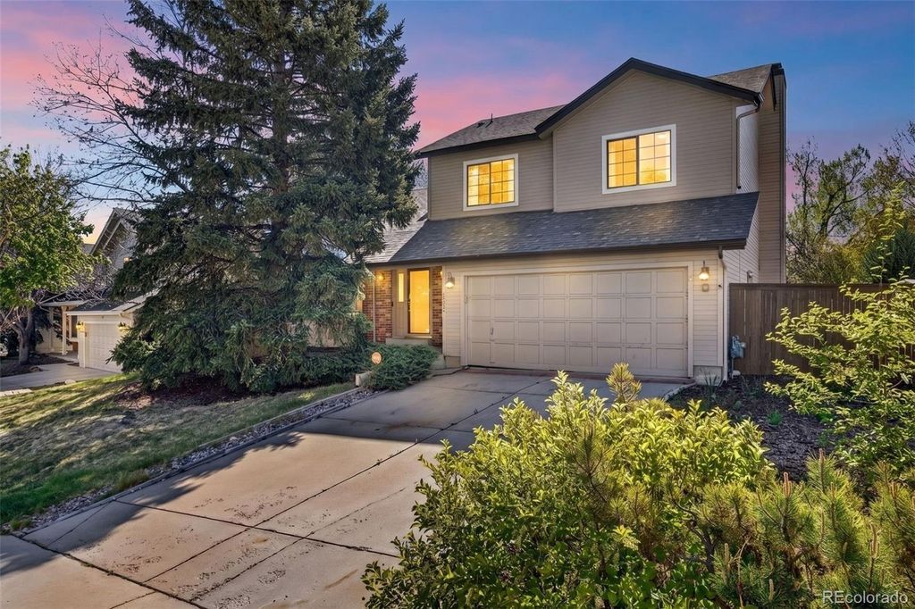 Photo of 9222 Crestmore Way, Highlands Ranch, CO 80126 (MLS # 7616959)