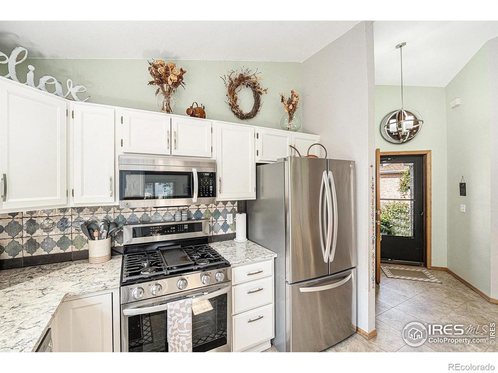 Photo of 712 Wade Road, Longmont, CO 80503 (MLS # IR1043175)