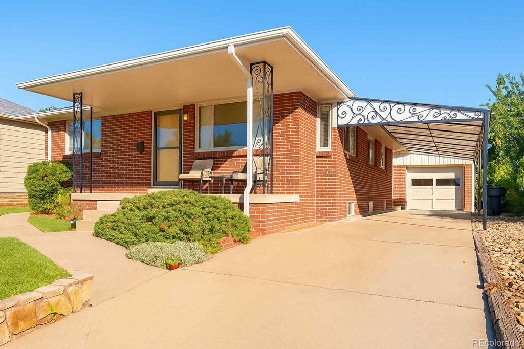 Photo of 3840 W 47th Avenue, Denver, CO 80211 (MLS # 7237735)