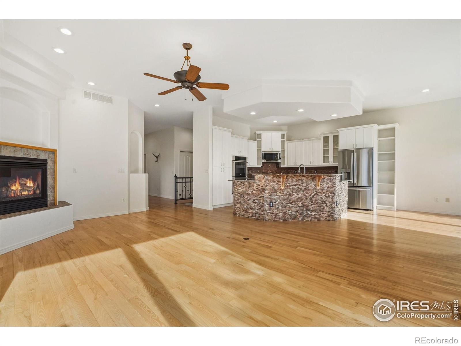 5360 Lighthouse Point Court