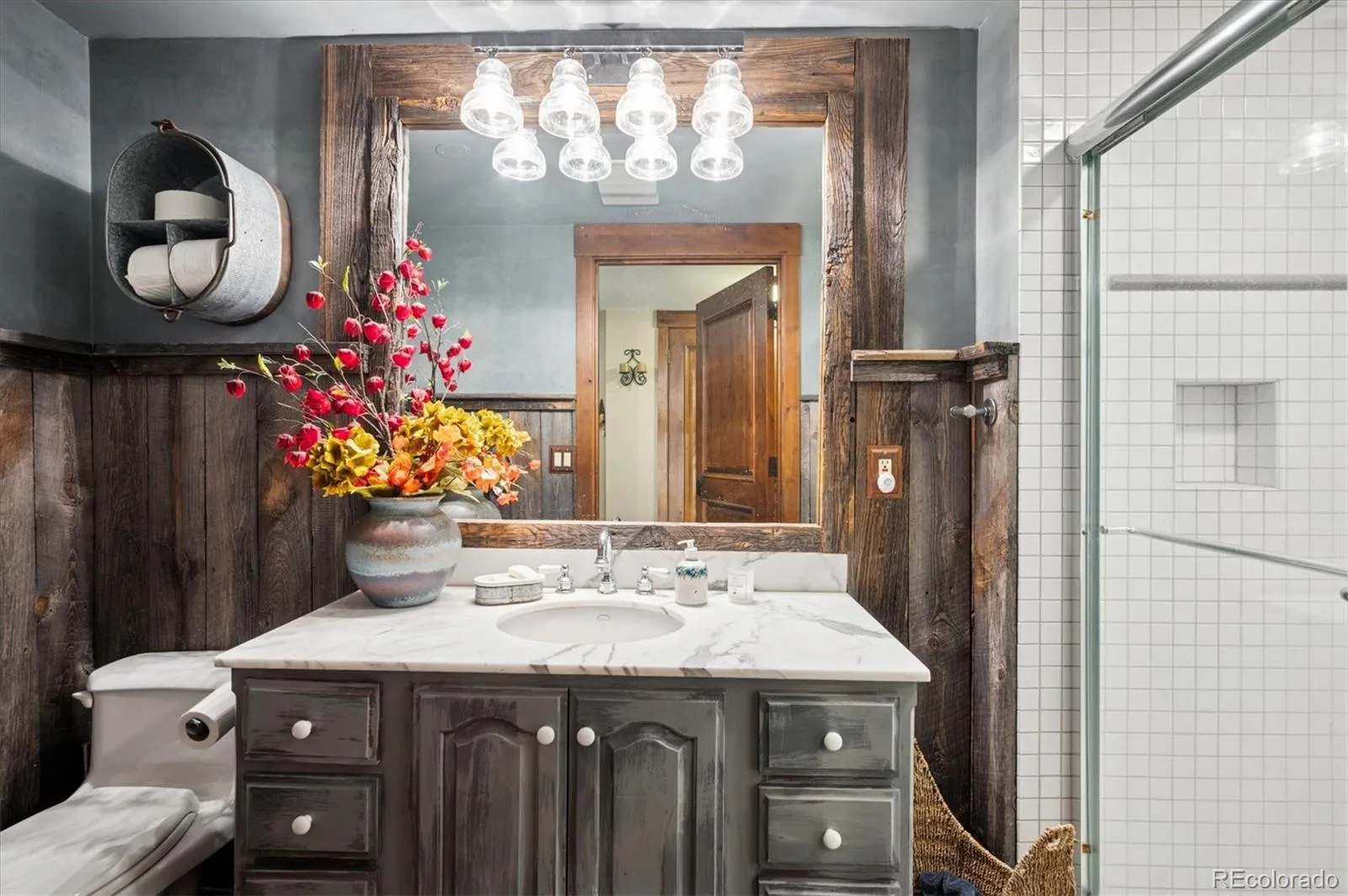 Evergreen, Colorado 80439, United States, 3 Bedrooms Bedrooms, ,3 BathroomsBathrooms,Residential,Coming Soon,153606