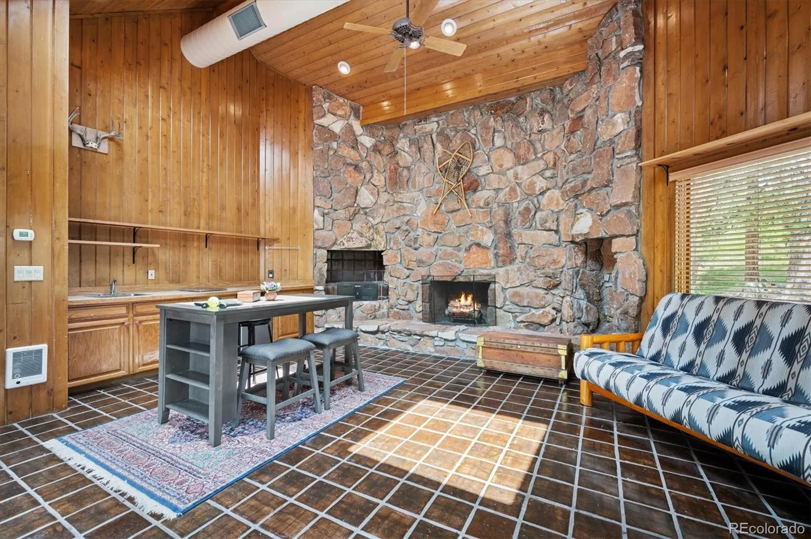 Evergreen, Colorado 80439, United States, 3 Bedrooms Bedrooms, ,3 BathroomsBathrooms,Residential,Coming Soon,153606