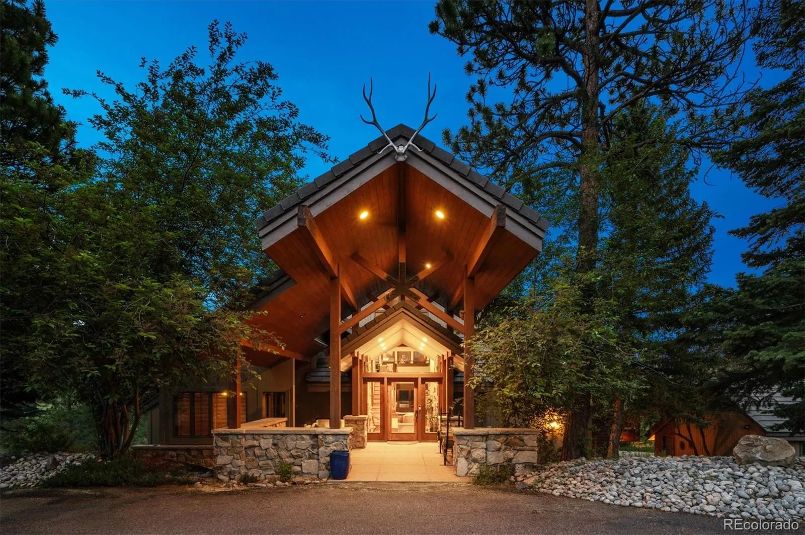 Evergreen, Colorado 80439, United States, 3 Bedrooms Bedrooms, ,3 BathroomsBathrooms,Residential,Coming Soon,153606