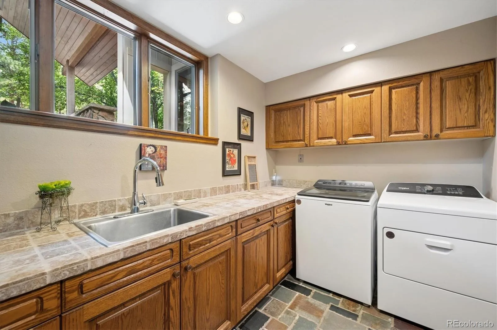 Evergreen, Colorado 80439, United States, 3 Bedrooms Bedrooms, ,3 BathroomsBathrooms,Residential,Coming Soon,153606