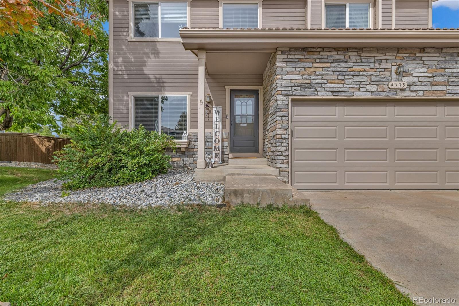 4335 Lyndenwood Point
