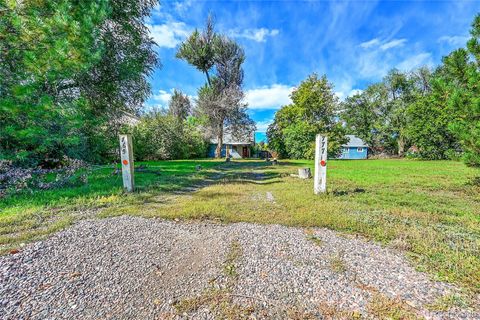 Photo of 765 Emerald Lane, Lakewood, CO 80214 (MLS # 5908835)