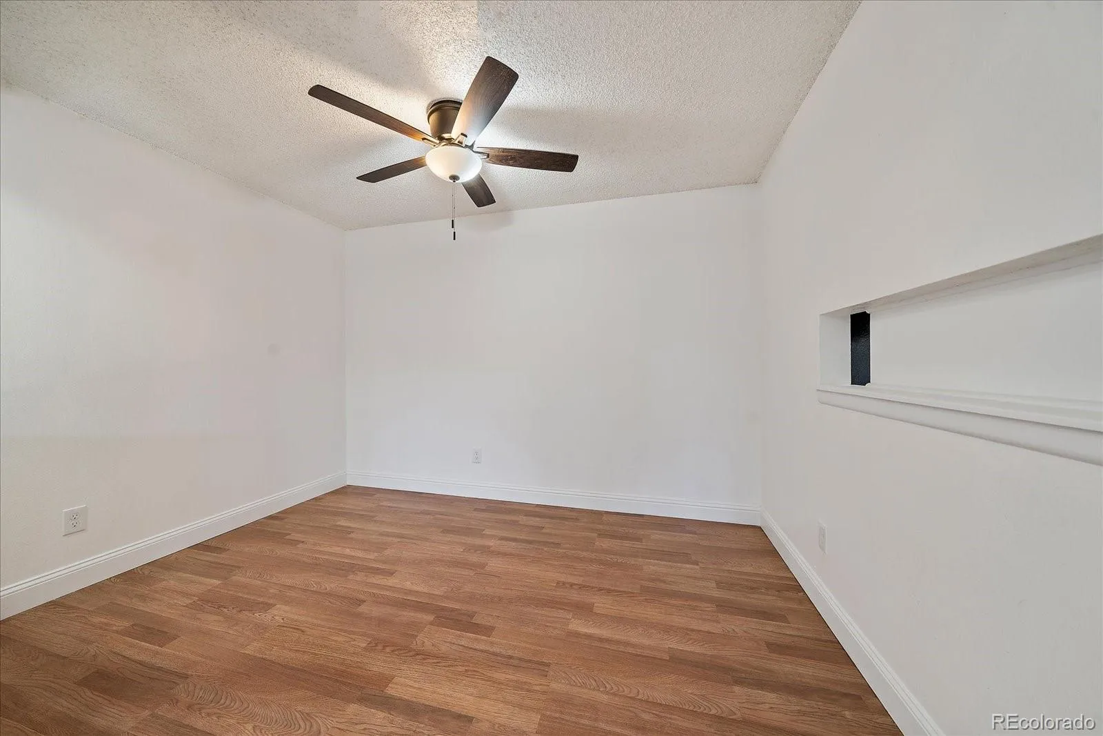 Aurora, Colorado 80011, United States, 3 Bedrooms Bedrooms, ,2 BathroomsBathrooms,Residential,Active,253571