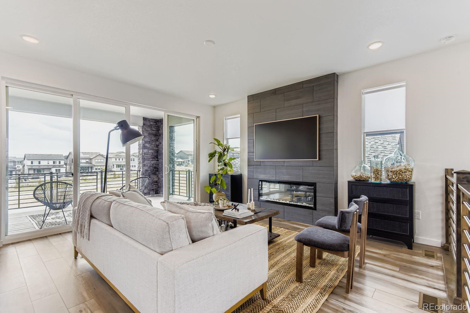 8641 Middle Fork Street