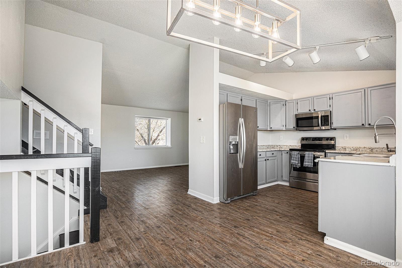 4871 S Dunkirk Way