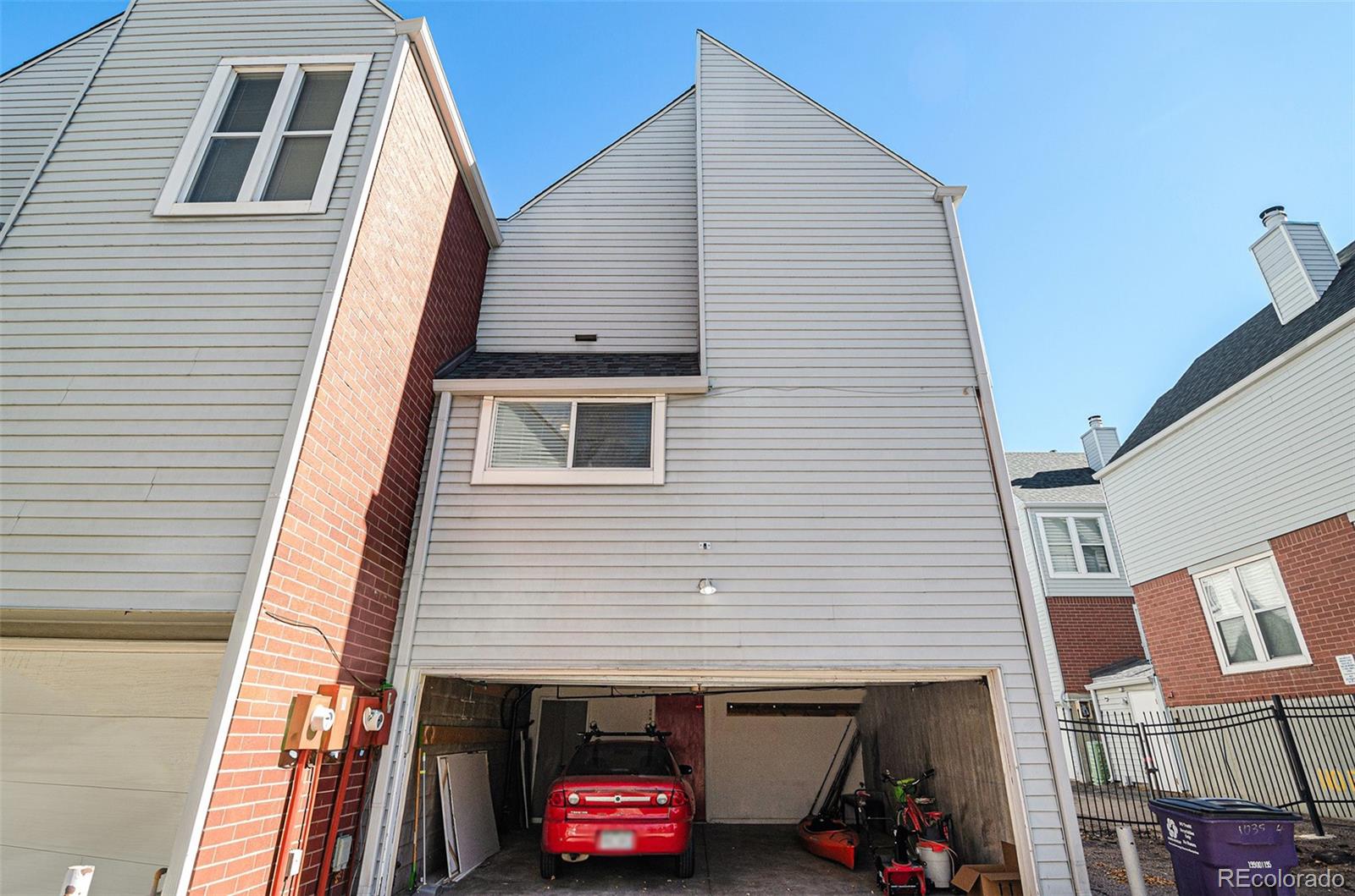 1035 Jasmine Street 4