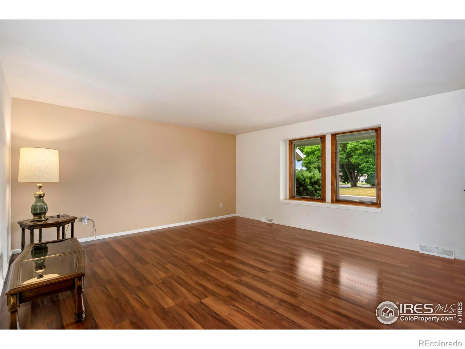 2938 Glendevey Drive