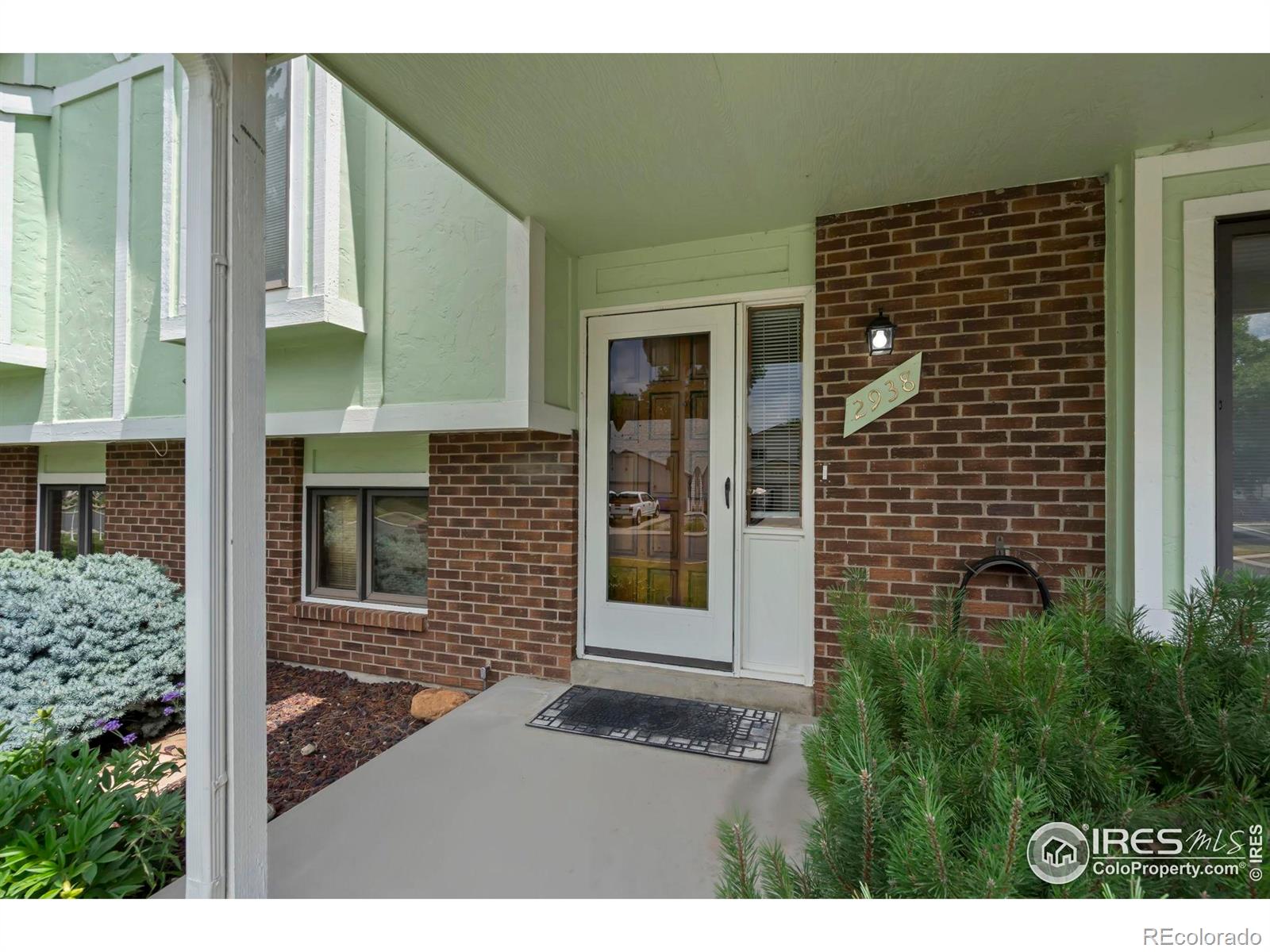 2938 Glendevey Drive
