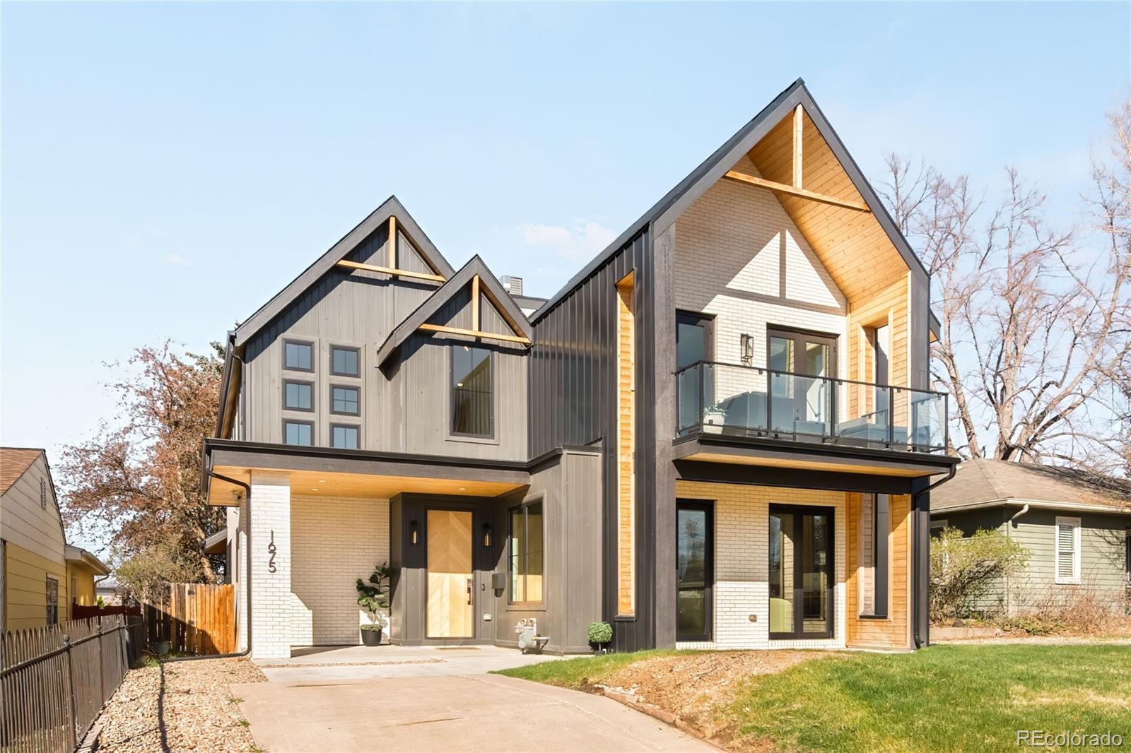 1675 S Steele Street