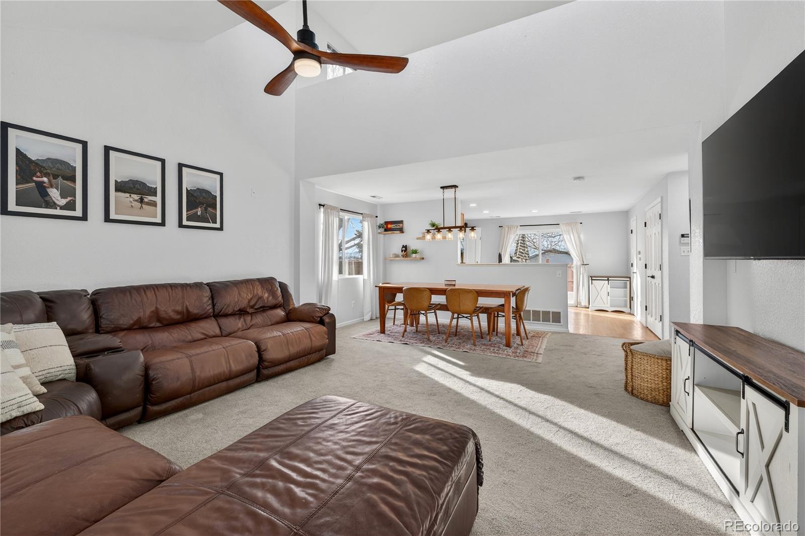 6122 Shamrock Circle