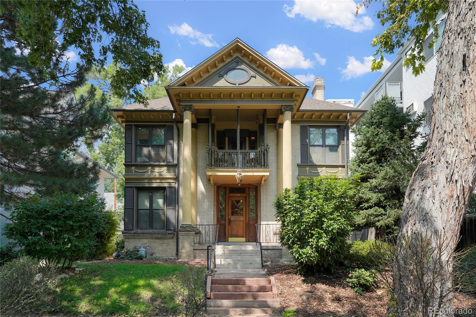 1439 Detroit Street