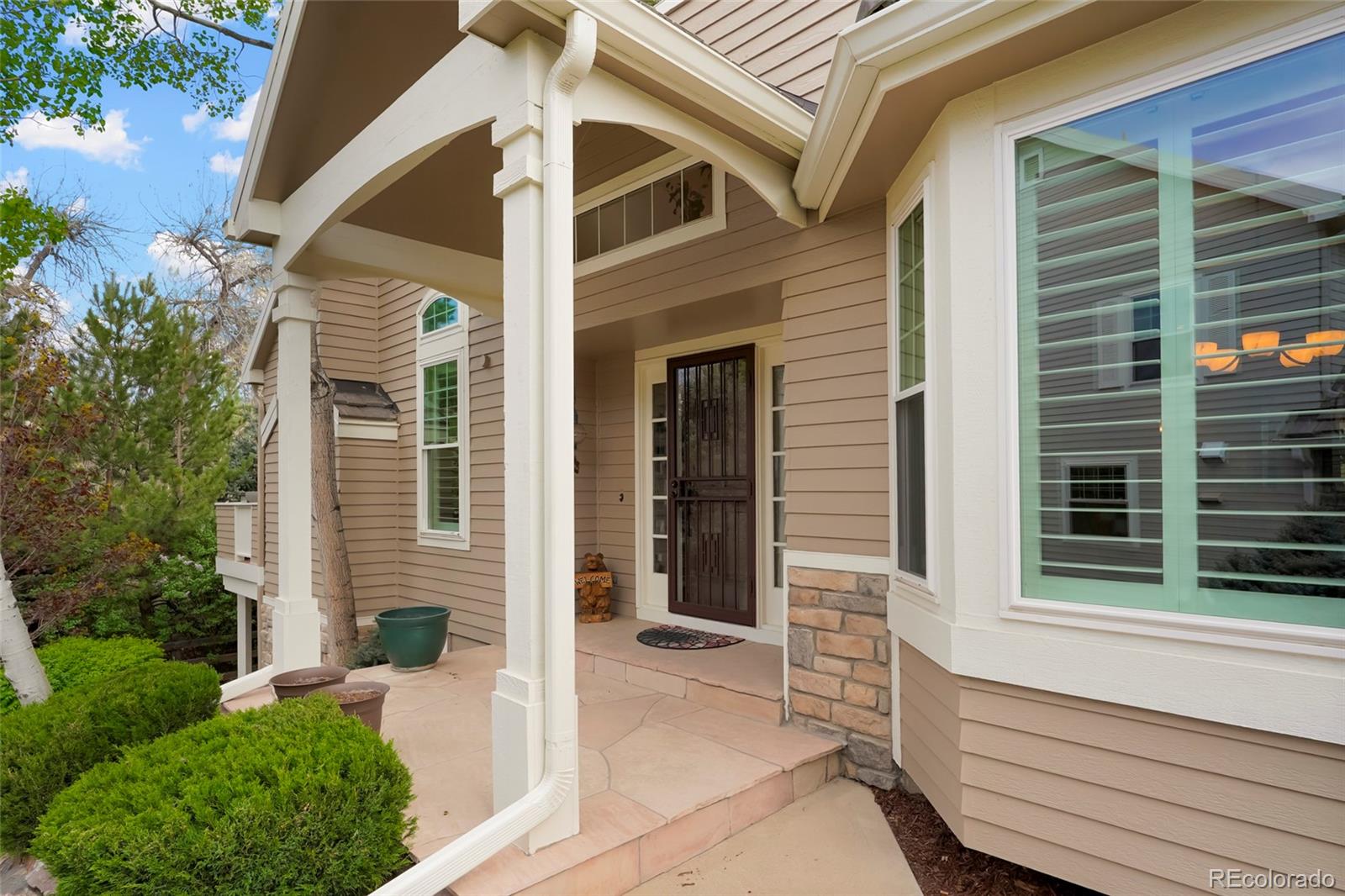 8344 S Peninsula Drive