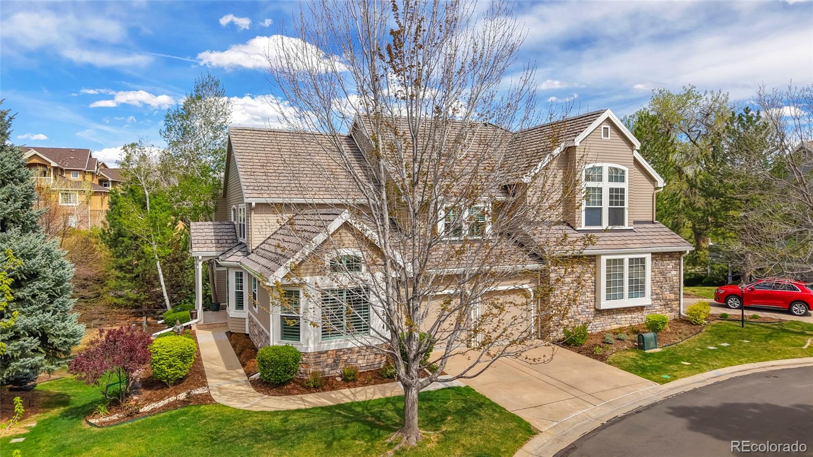 8344 S Peninsula Drive