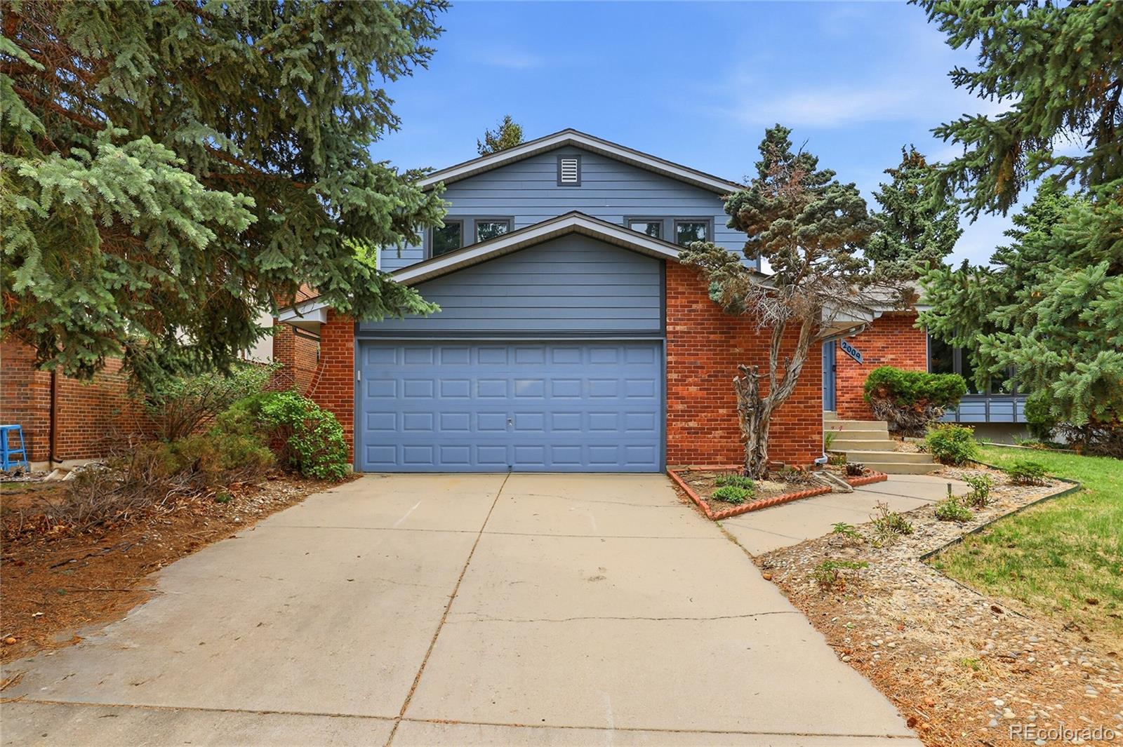 2009 S Macon Way