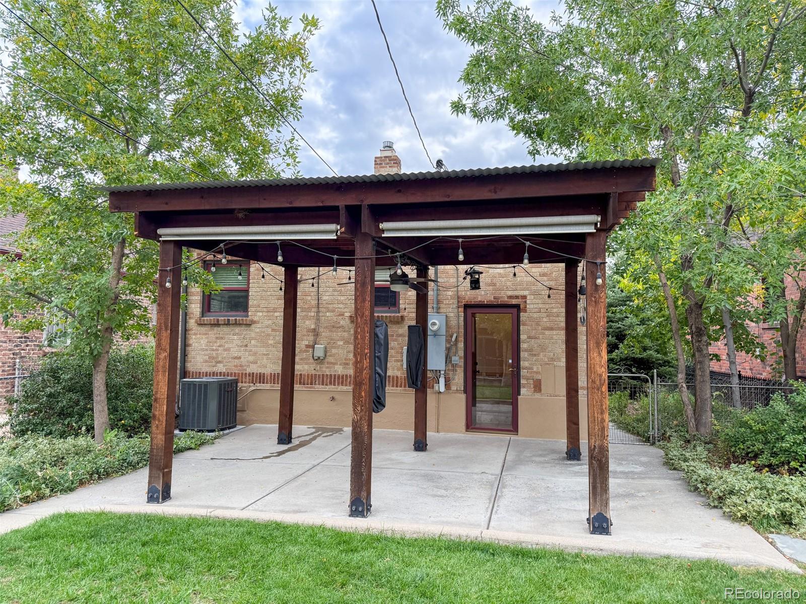 4031 Perry Street