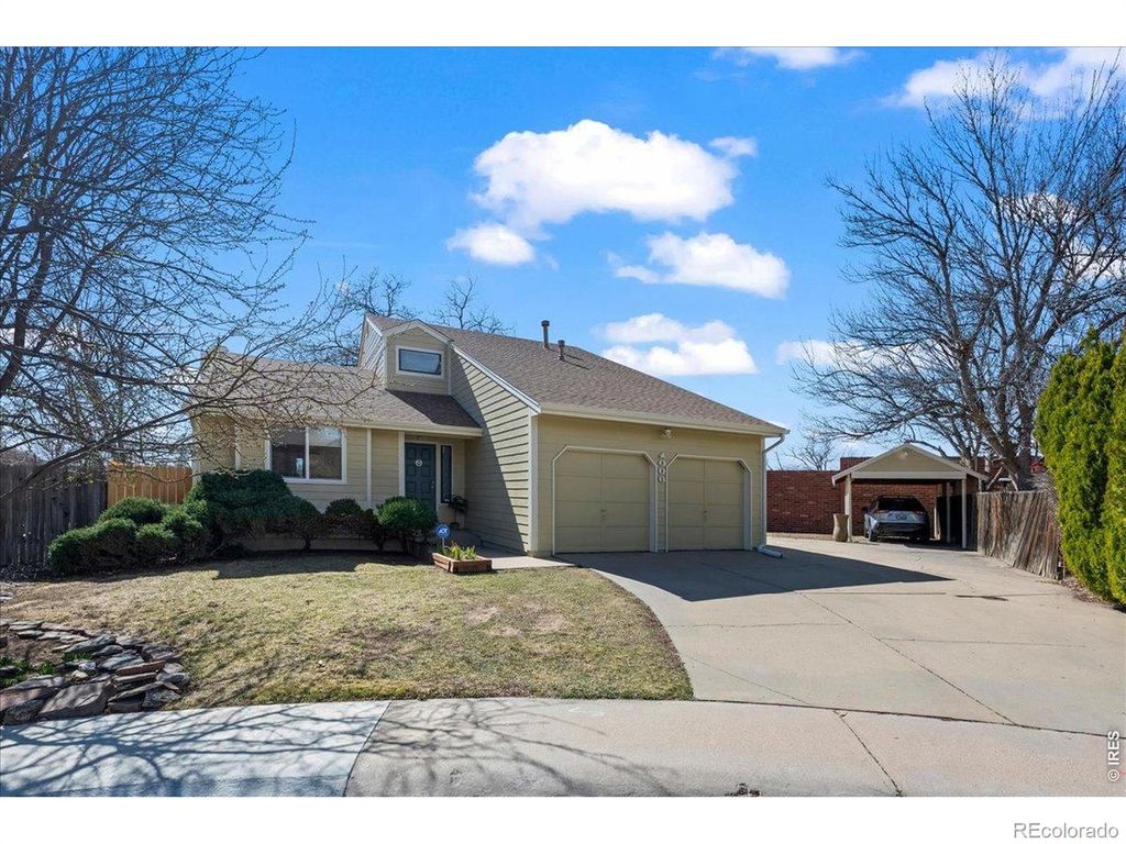 Photo of 1006 Sunburst Court, Lafayette, CO 80026 (MLS # IR1053566)