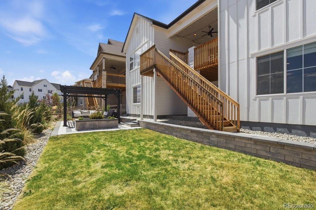 Photo of 9006 Chalk Creek Place, Littleton, CO 80125 (MLS # 6688183)