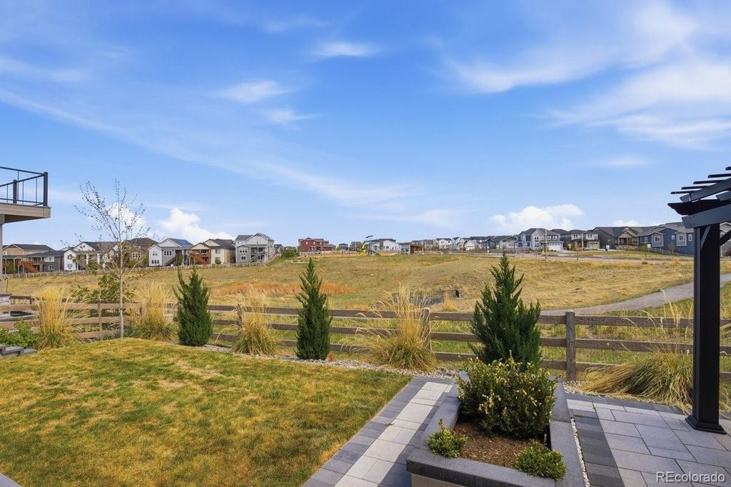 Photo of 9006 Chalk Creek Place, Littleton, CO 80125 (MLS # 6688183)