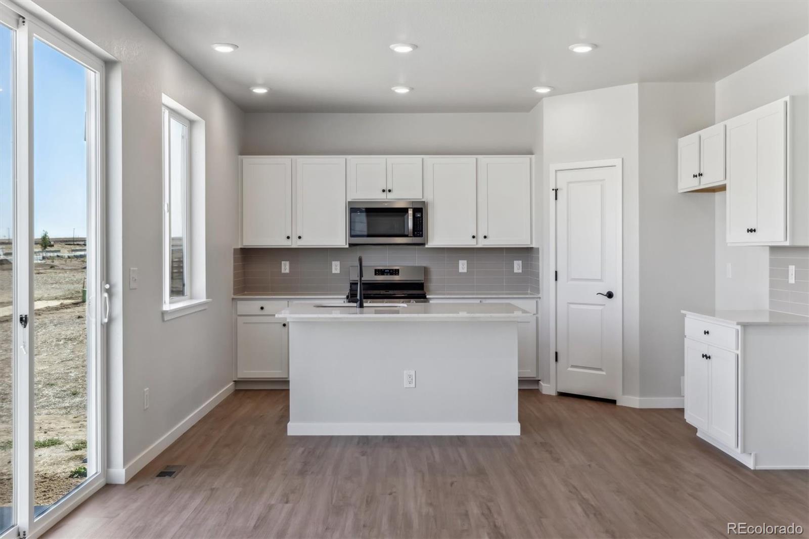 3343 N Irvington Street, Aurora, CO, 80119 8 3343 N Irvington Street