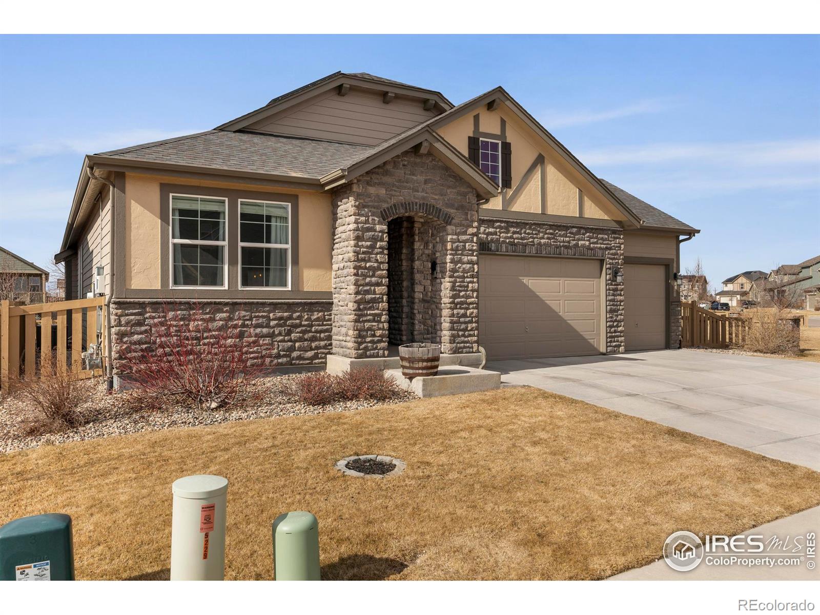 5219 Odessa Lake Street