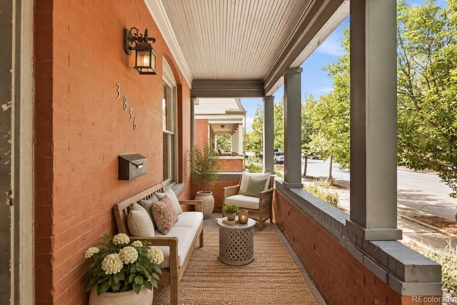 3856 Tejon Street