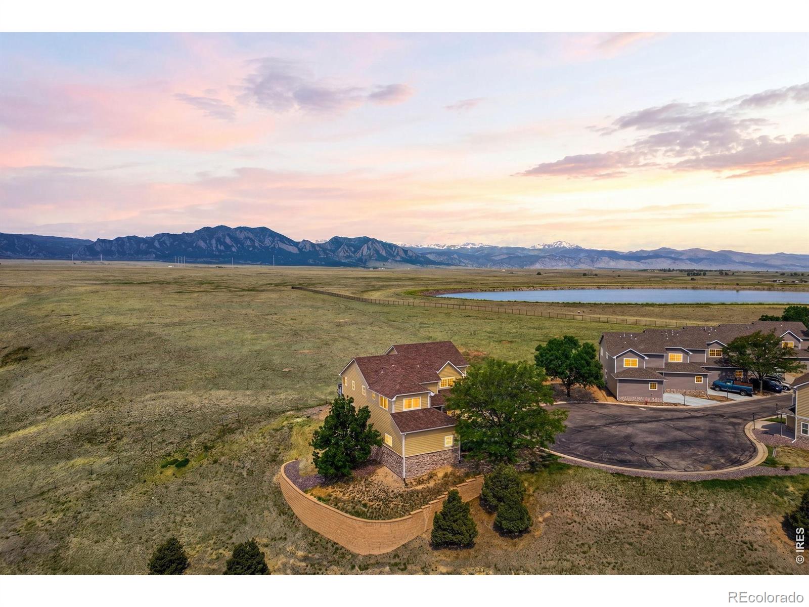 1765 Rockview Circle