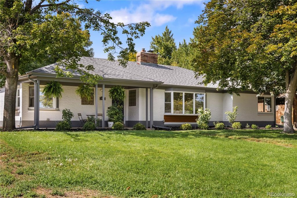 Photo of 3035 N Monaco Parkway, Denver, CO 80207 (MLS # 4325401)