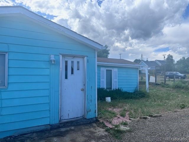 310 E Strong Avenue