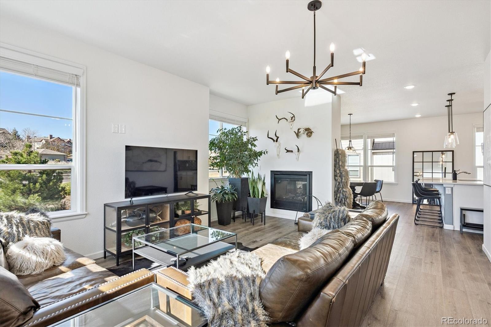 1604 Castle Creek Circle