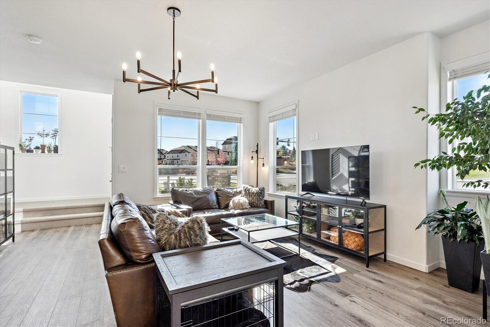 1604 Castle Creek Circle