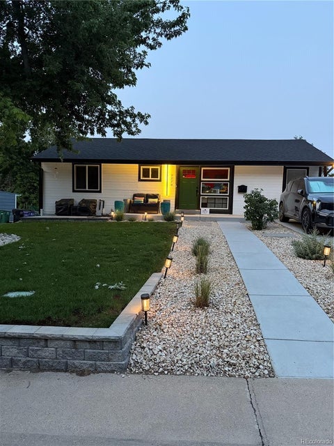 Photo of 1270 S Hudson Street, Denver, CO 80246 (MLS # 6711371)