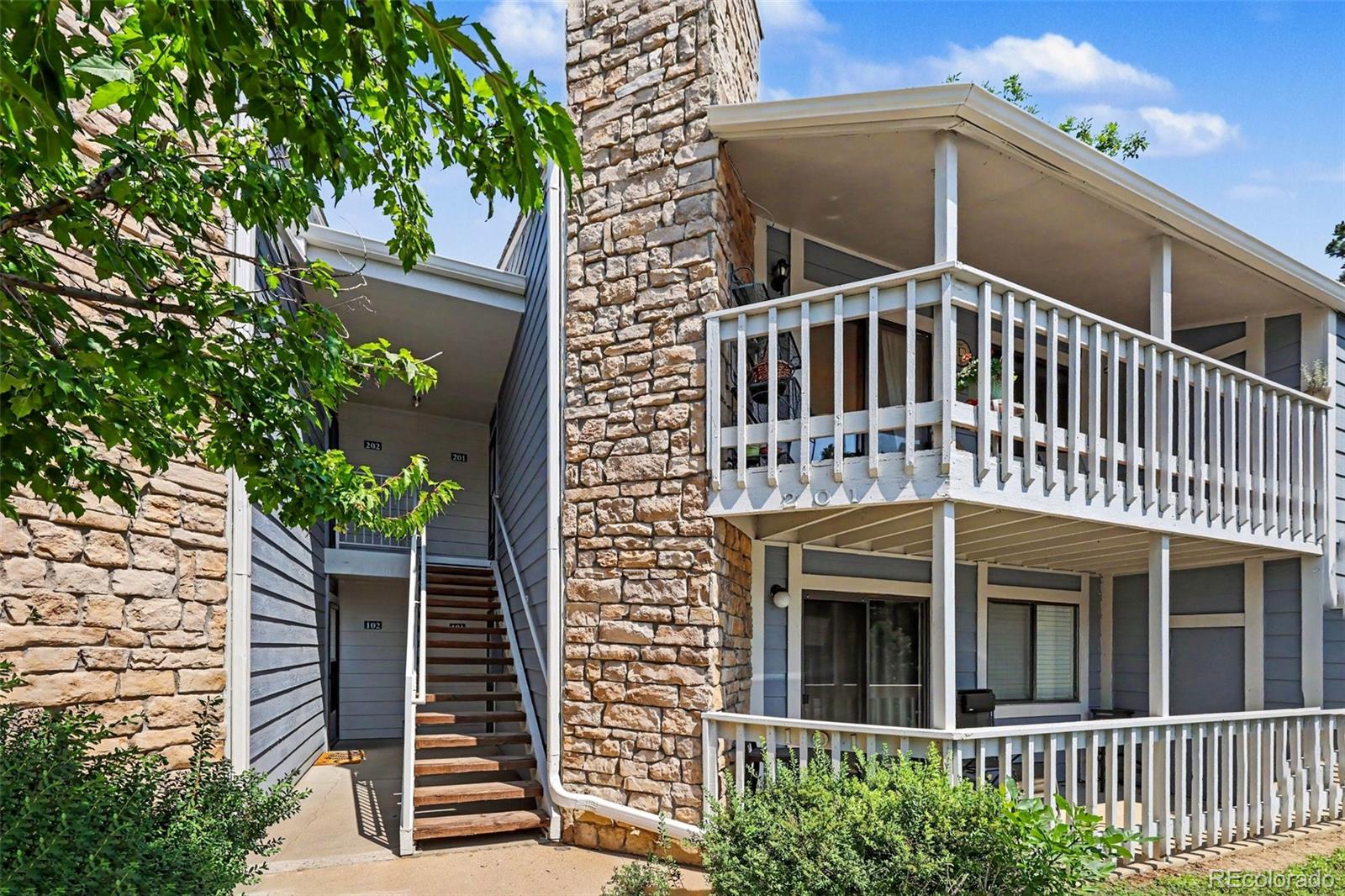 8335 Fairmount Drive 10-201