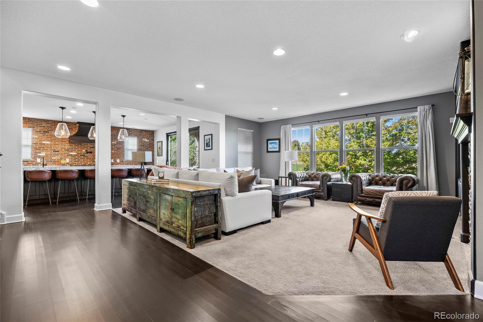 7963 S Valleyhead Way