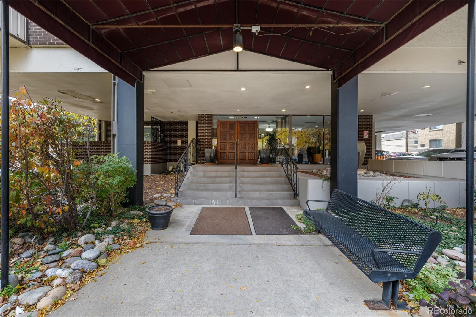 1313 Steele Street 606