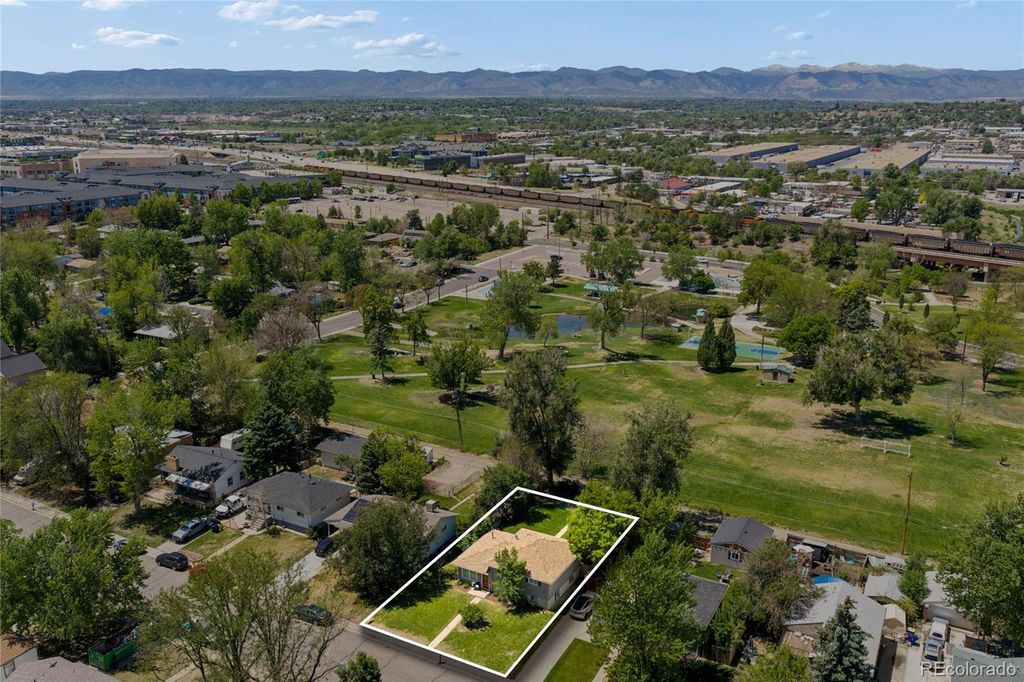 Photo of 3145 S Fox Street, Englewood, CO 80110 (MLS # 2296738)