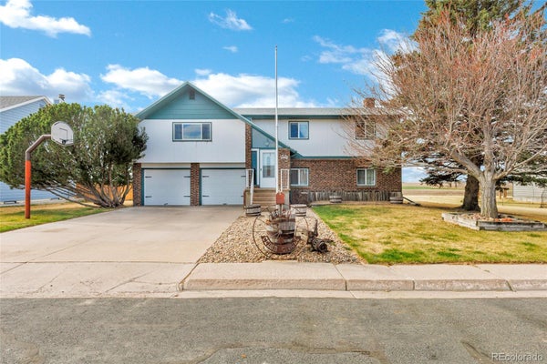 1524 CEDAR CIR, YUMA, CO 80759 - Image 897249bcf2e8cb633dc0ca1d7847db0b/3086730199