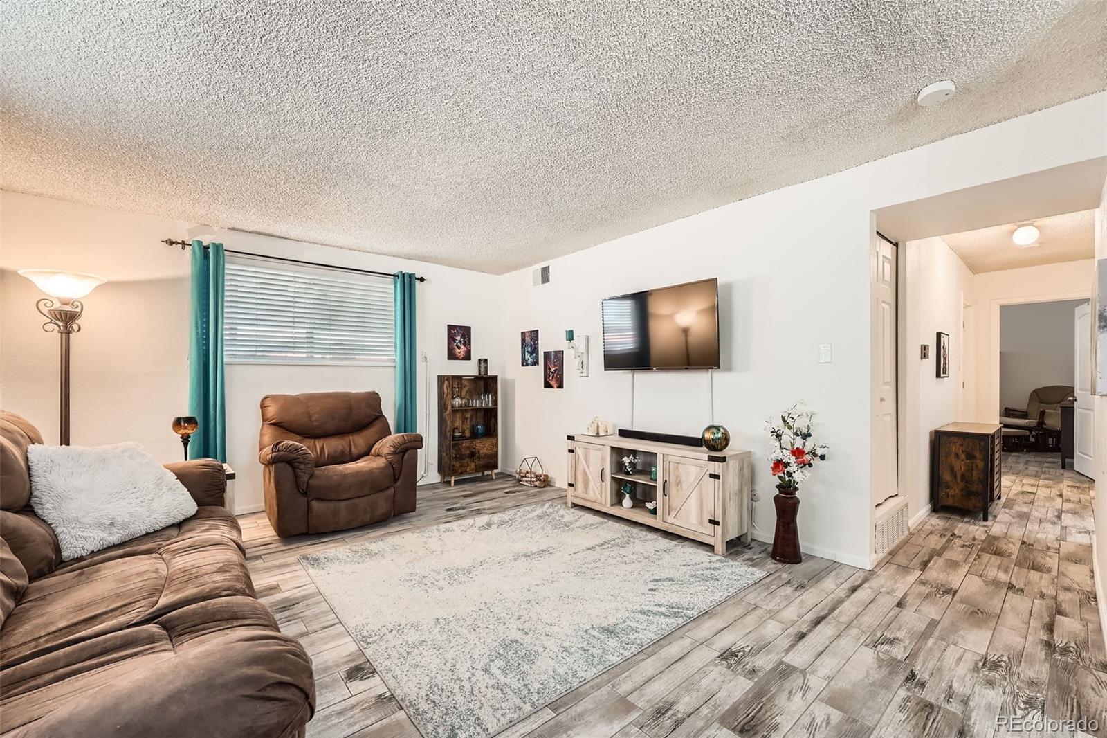 7695 E Quincy Avenue 105, Denver, CO, 80237 3 7695 E Quincy Avenue 105