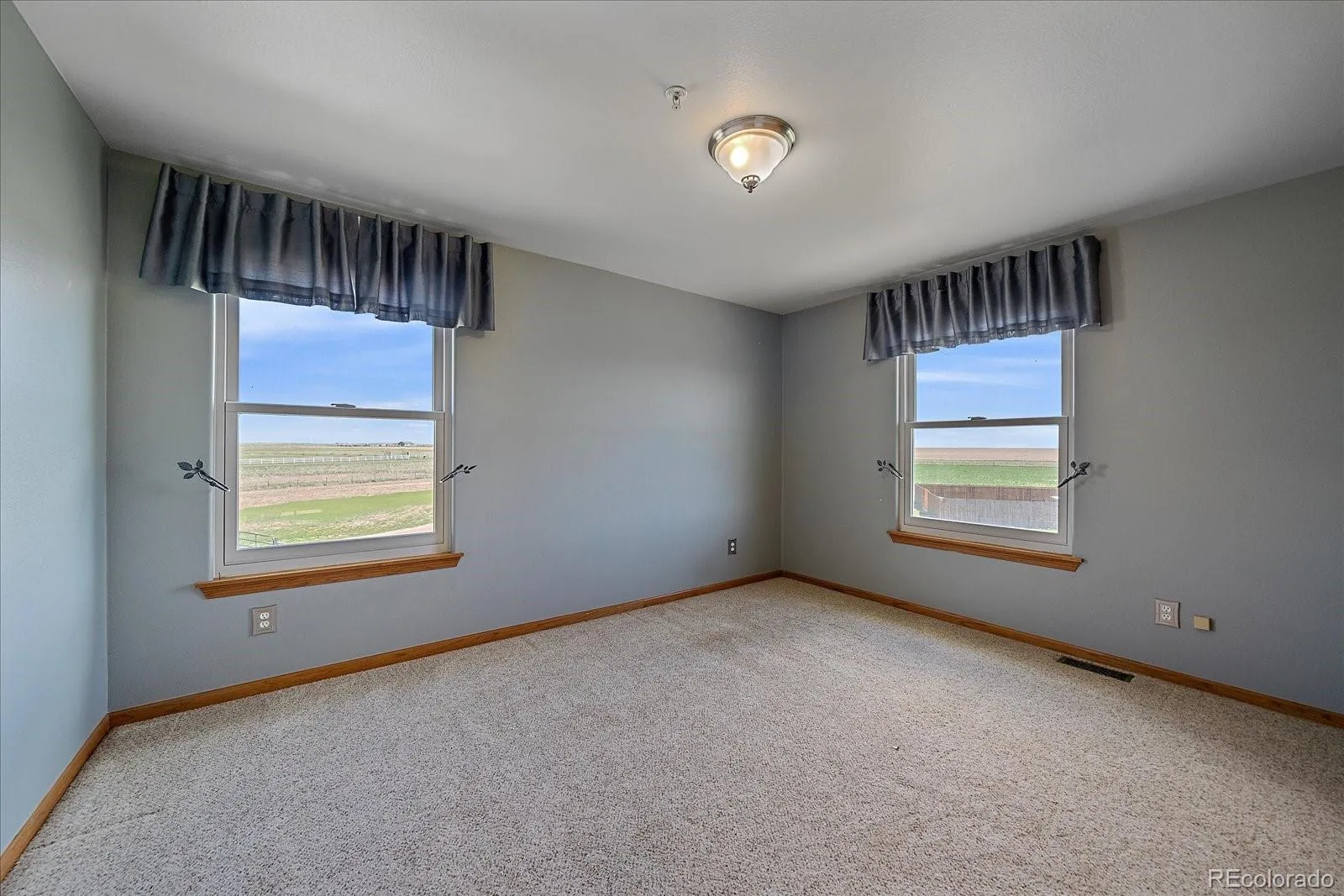 Brighton, Colorado 80603, United States, 4 Bedrooms Bedrooms, ,3 BathroomsBathrooms,Residential,Active,135723