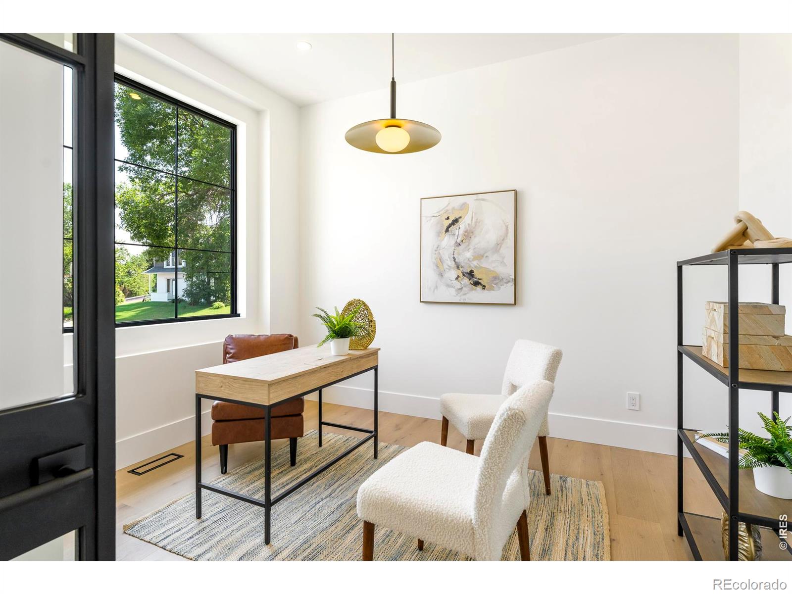 137 S Warbler Court
