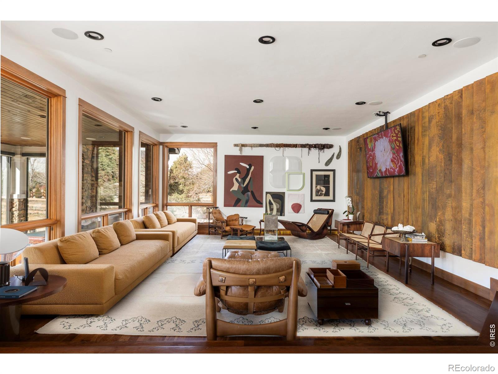 8906 Little Raven Trail
