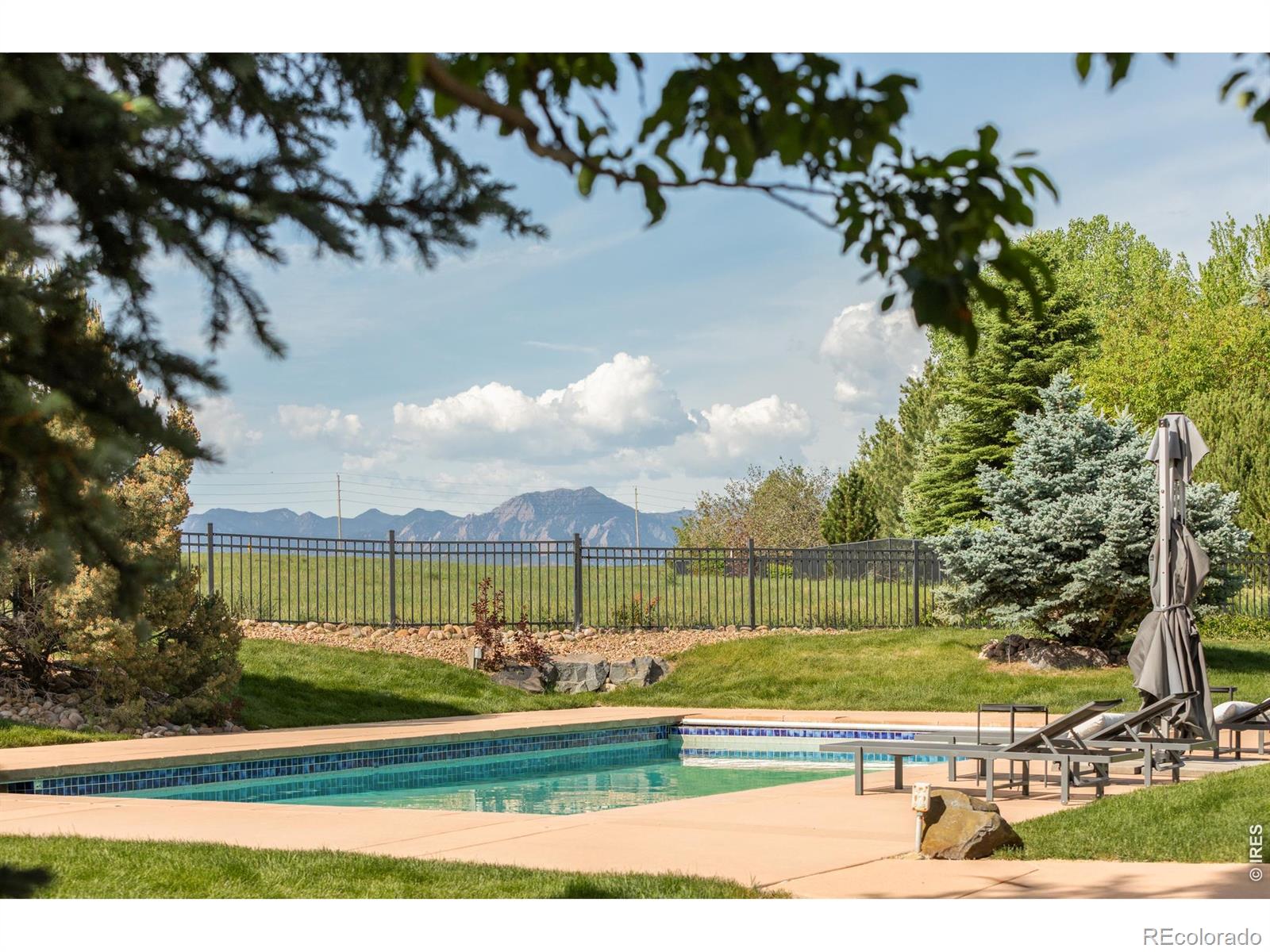 8906 Little Raven Trail