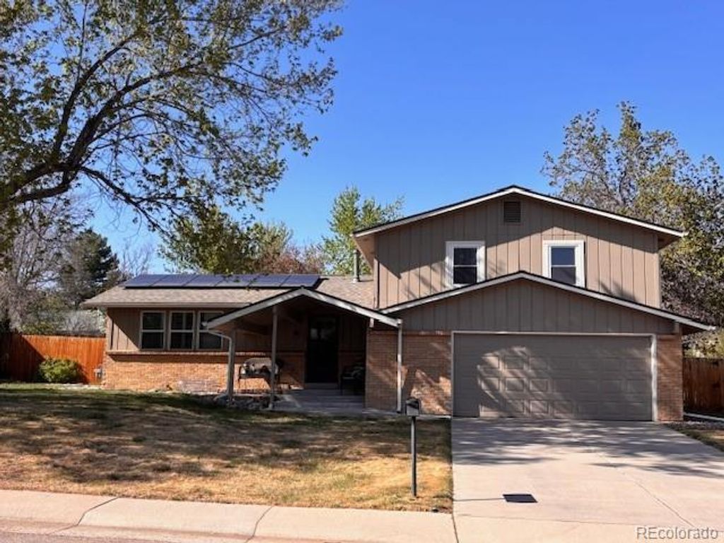 Photo of 5389 W Hinsdale Avenue, Littleton, CO 80128 (MLS # 3276245)