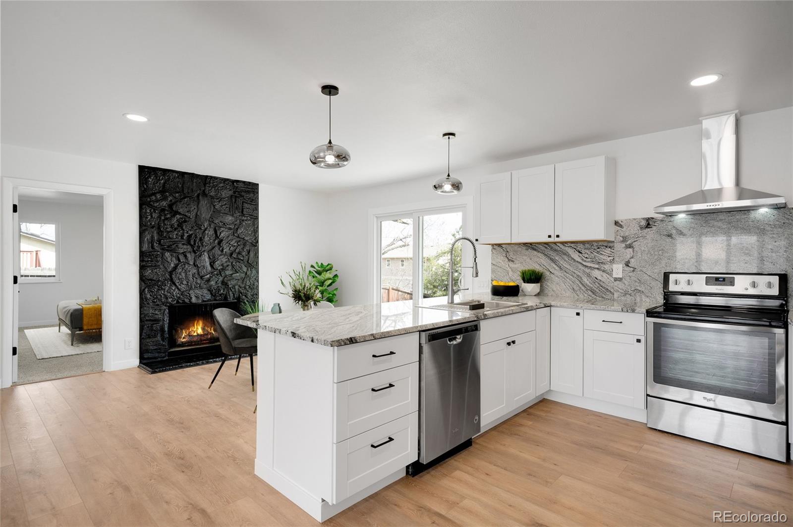 558 S Field Court, Lakewood, CO, 80226 3 558 S Field Court