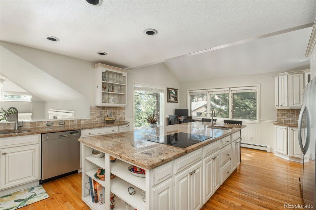 Photo of 1146 Preserve Circle, Golden, CO 80401 (MLS # 2680633)