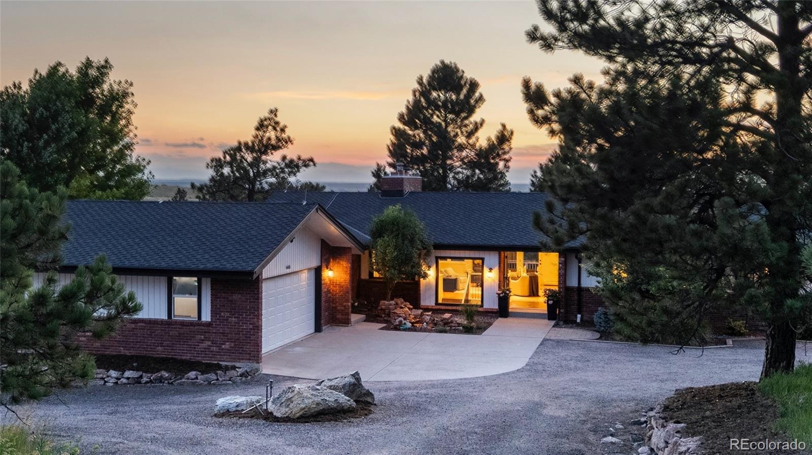 6685 Chalet Circle